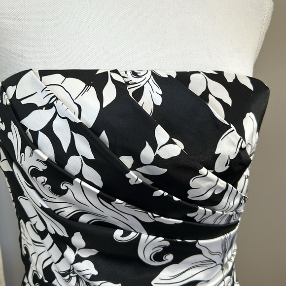 WHBM Dress - Picture 3 of 6